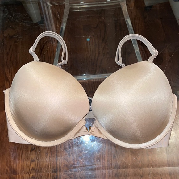 Victoria Secrets push up wire padded bra 32DD - Picture 1 of 5